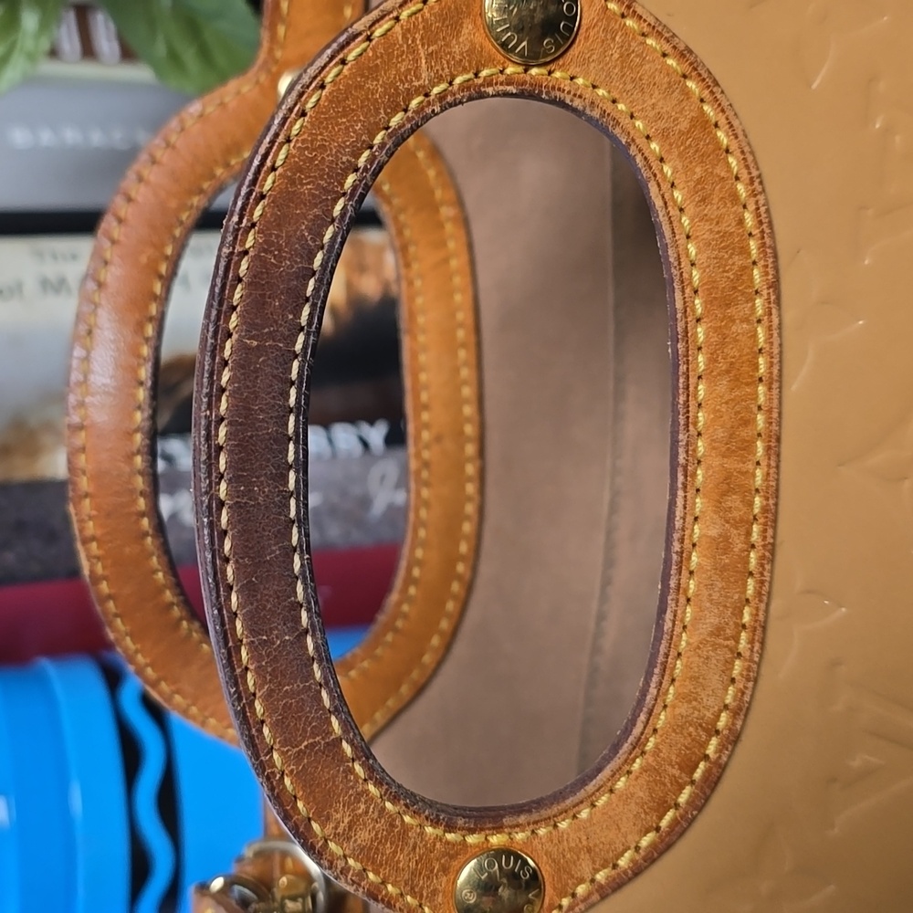 Vernis louis vuitton satchel shoulder bag with strap - Picture 2 of 14